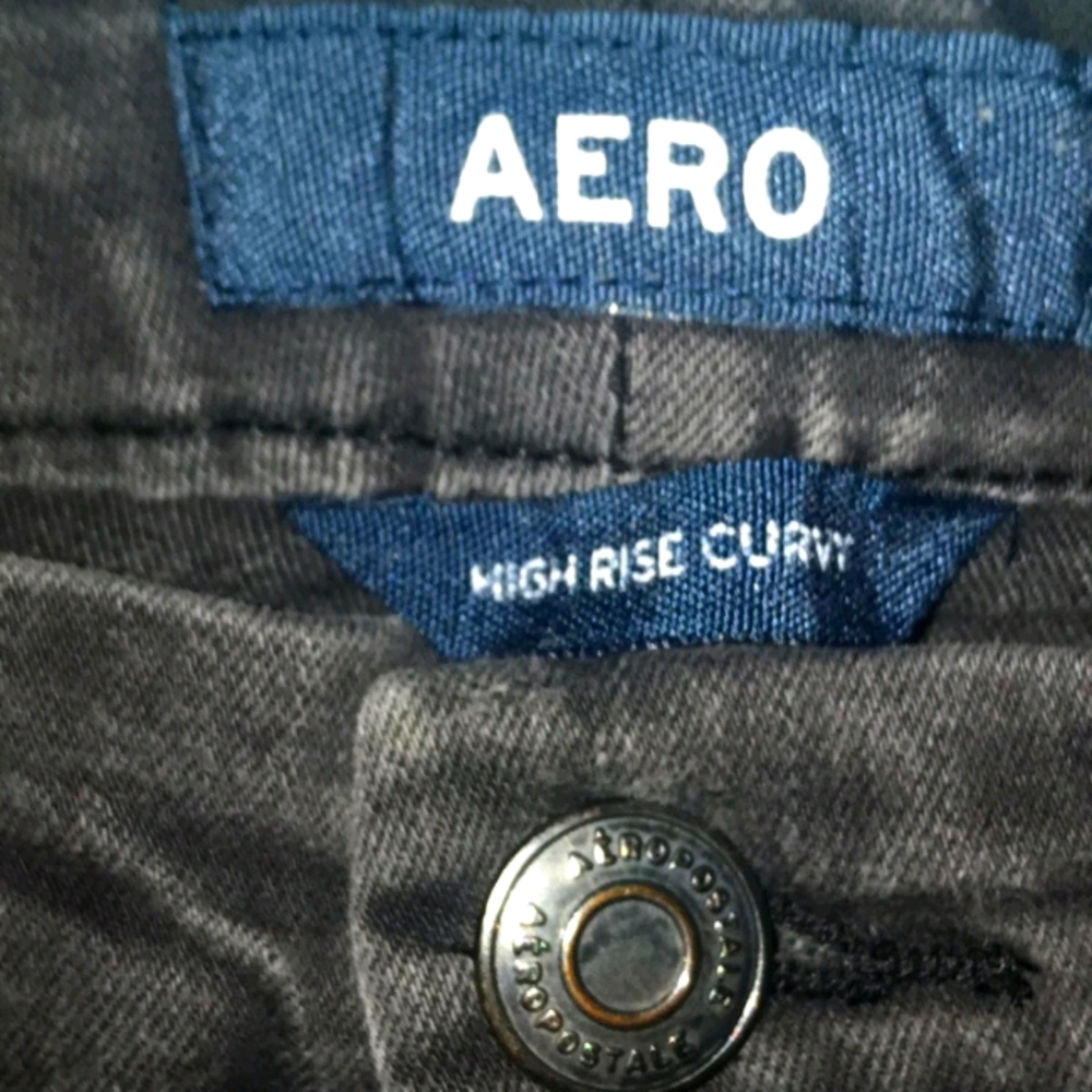 Aeropostale ripped black jean